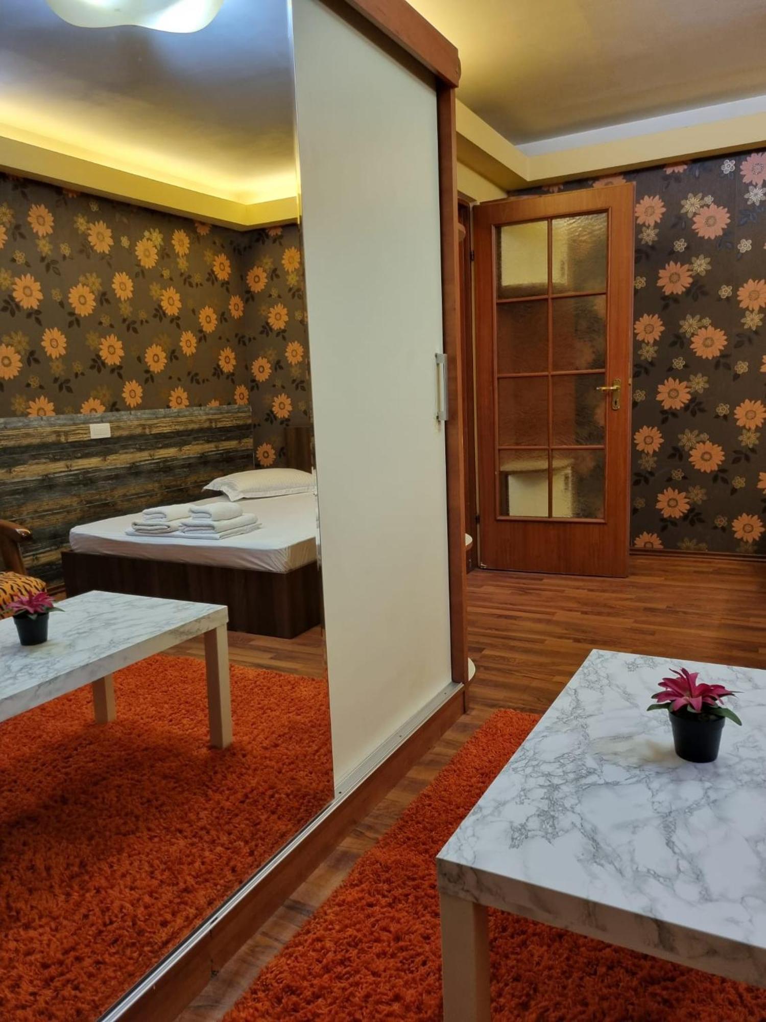 My House - Ultracentral Romana Square Near Old Town Букурещ Екстериор снимка